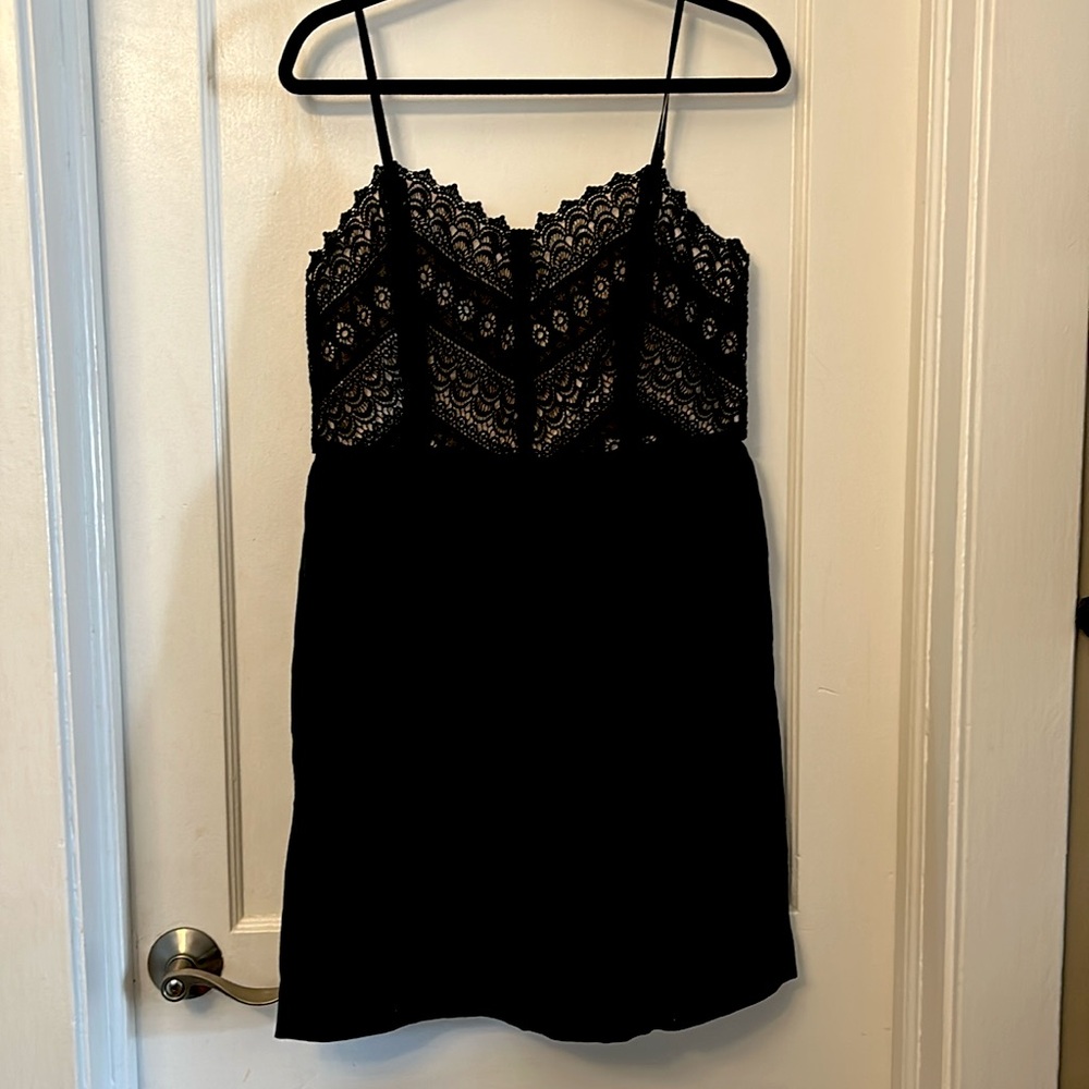 Ann Taylor LOFT, black and nude lace top linen dress - size 10